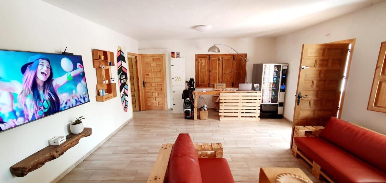 Zenia Hostel プラヤ・フラメンカ エクステリア 写真